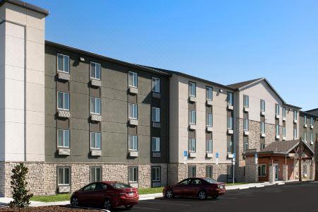 WoodSpring Suites Orlando Airport - 1