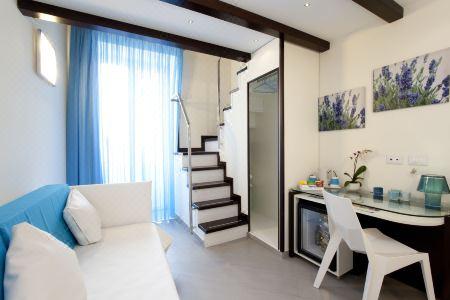 Sorrento Flats - 0