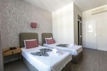 Guest House Porto Clerigus - 9