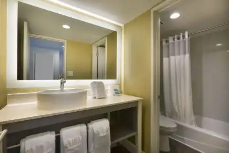 Breakers Resort - 77