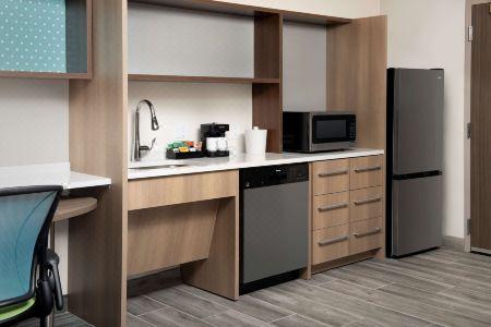 Home2 Suites by Hilton Miami Airport South Blue Lagoon - 34