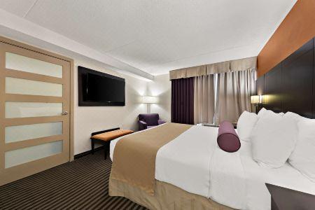 Best Western Plus Toronto North York & Suites - 25