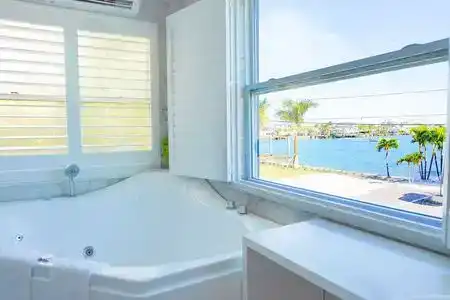 Devon Shores - 3