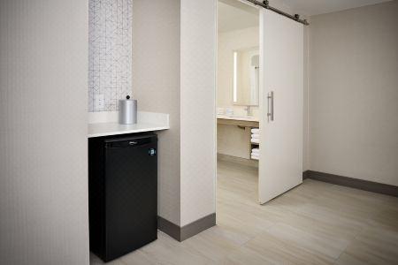 Holiday Inn Express & Suites KITCHENER SOUTHEAST by IHG - 23
