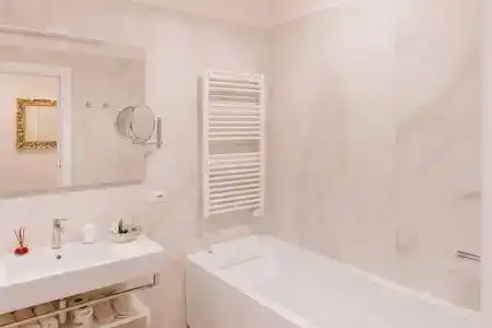 Rhea Silvia Luxury Navona - 3