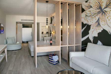 Emerald Suites - 16