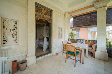 Honeymoon Guesthouse - 170