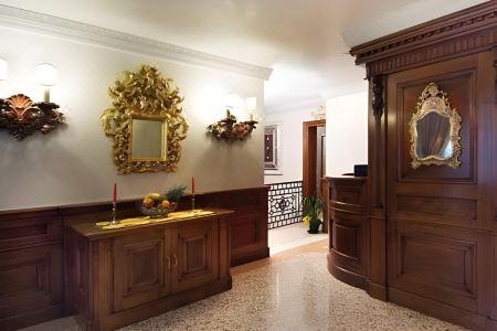 Palazzina Veneziana - 8