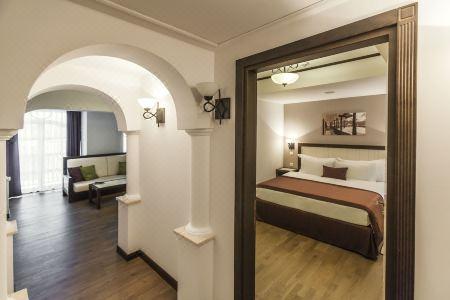 Epoque - Relais & Chateaux - 24