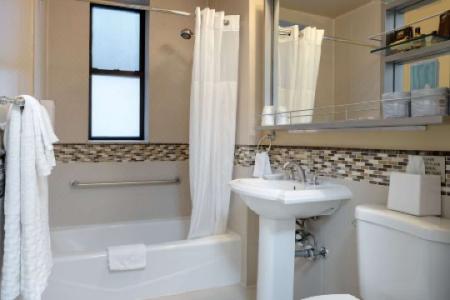 Best Western Plus Hospitality House - 36