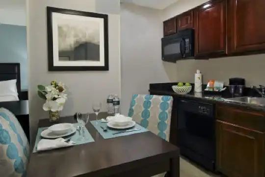 Homewood Suites by Hilton Miami - Airport West - 22
