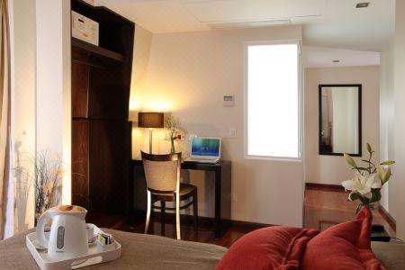 Europlaza & Suites - 19
