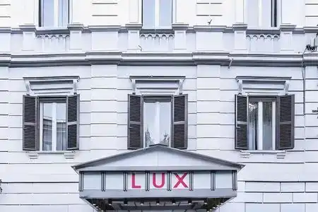 Raeli Lux - 2