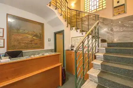 Carmel Roma - 4