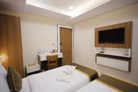 The Avenue Ballygunge - 9