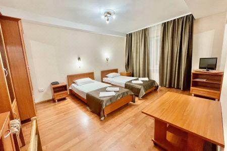 Hotels 7F - 3