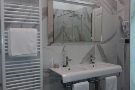 Grand & des Anglais Spa - 86