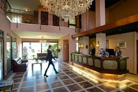 Garni Geisler - 2