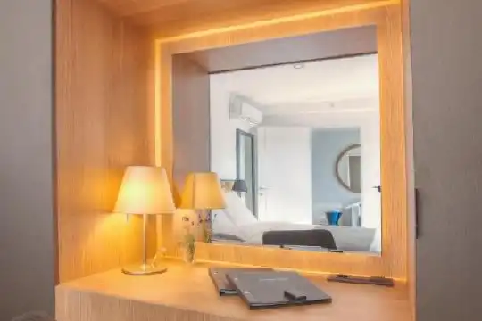 Fontana Seafront Residences - 25