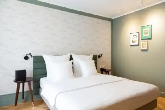 Perrin - Former Carlton - 71