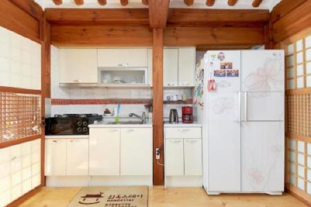 Inwoo Guesthouse - 18