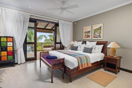 Eden Island Luxury Accommodation - 7