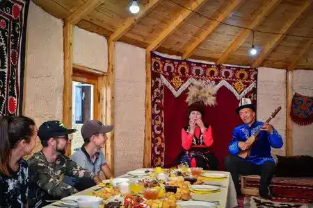 Feel Nomad Yurt Camp - 3