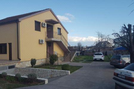 Hostel Vera - Airport Podgorica - 1