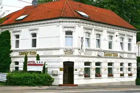 am Schloß Borbeck - 0