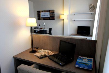 Pierre & Vacances Barcelona Sants - 50