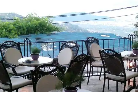 Mansion Theodora - 4