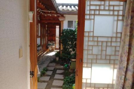 Inwoo Guesthouse - 24
