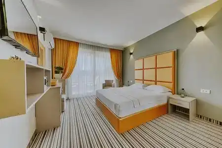 AM Palace - 8