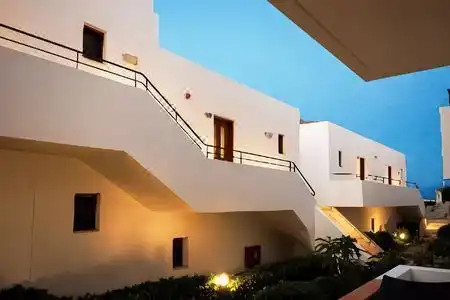 Amazones Village Suites - 6