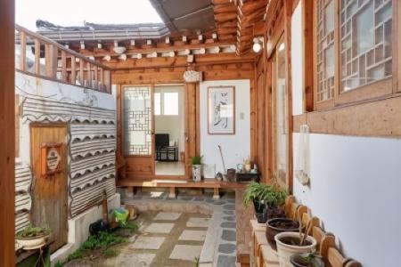 Inwoo Guesthouse - 23