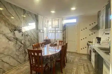 Tyan-Shan Guest House - 10