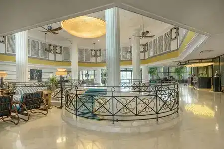 Savoy & Spa - Preferreds & Resorts - 5