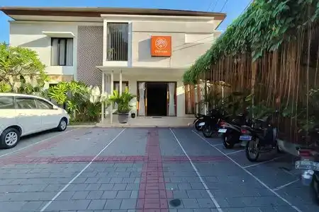 Urban Fendi's Tirtodipuran - 3
