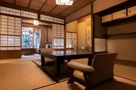 Hiiragiya - 4