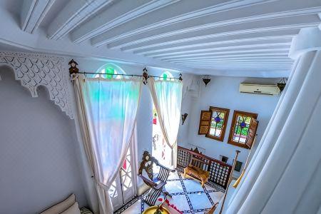 Riad Kaiss by Anika - 95