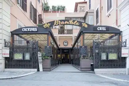 Alessandro Palace & Bar - Hostel - 7
