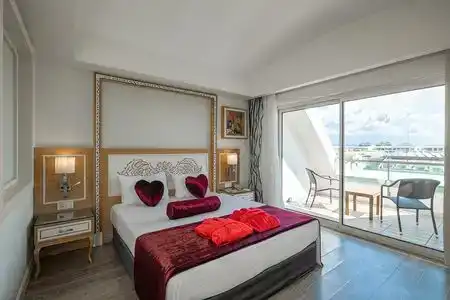 Crystal Waterworld Aqua Collection - Ultimate All Inclusive - 30