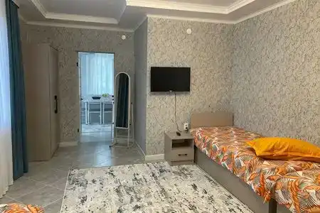 Guest House Zhemchuzhina - 1