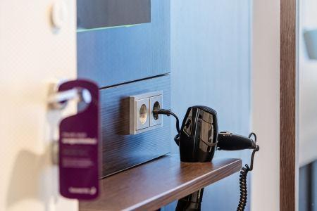 Premier Inn Saarbruecken City Centre - 14