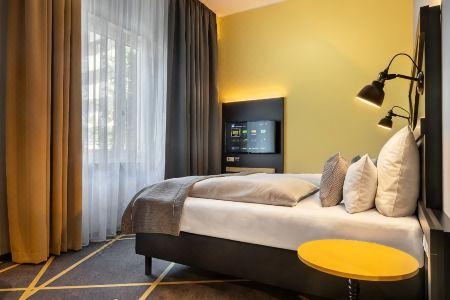 Holiday Inn - the niu, FURY ASCHHEIM MESSE by IHG - 63