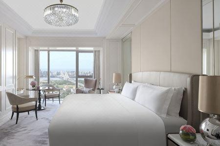 the Langham - 69