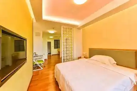 LAN hai inn - 9