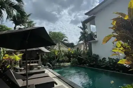 Nugraha Guest House 2 - 4