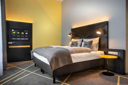 Holiday Inn - the niu, FURY ASCHHEIM MESSE by IHG - 62