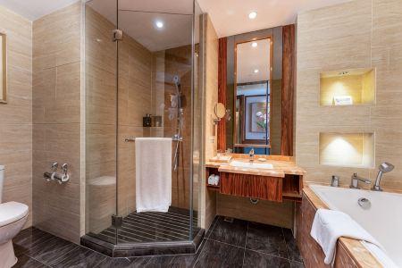 Ramada Plaza by Wyndham Huizhou East - 48